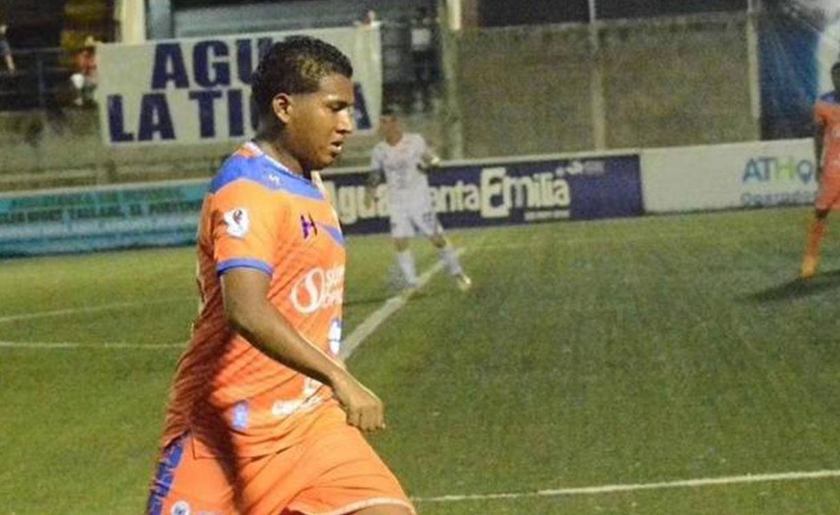 Elder Torres jugará en el Victoria en el 2024. El zurdo llega procedente de los Lobos de la UPN.