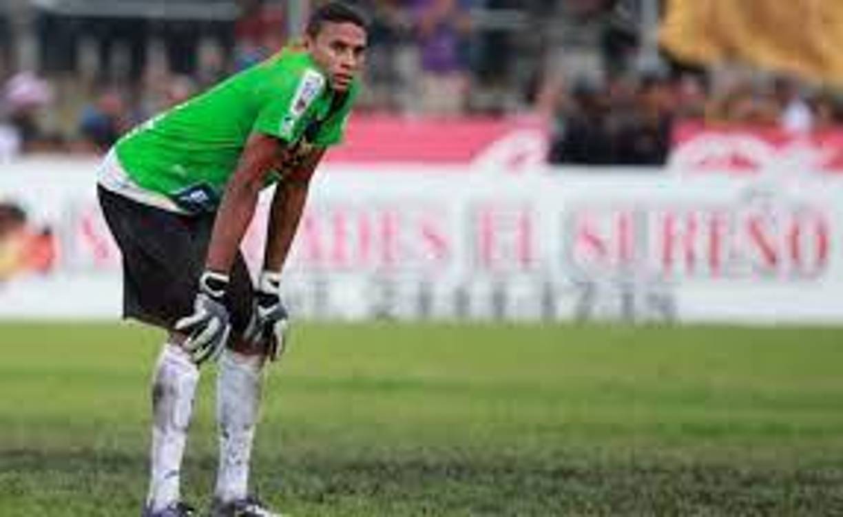 Sandro Cárcamo: Fue fichado por Olancho FC para esta temporada. En Liga Nacional jugó en clubes como Honduras Progreso, Real Sociedad, Platense etc.