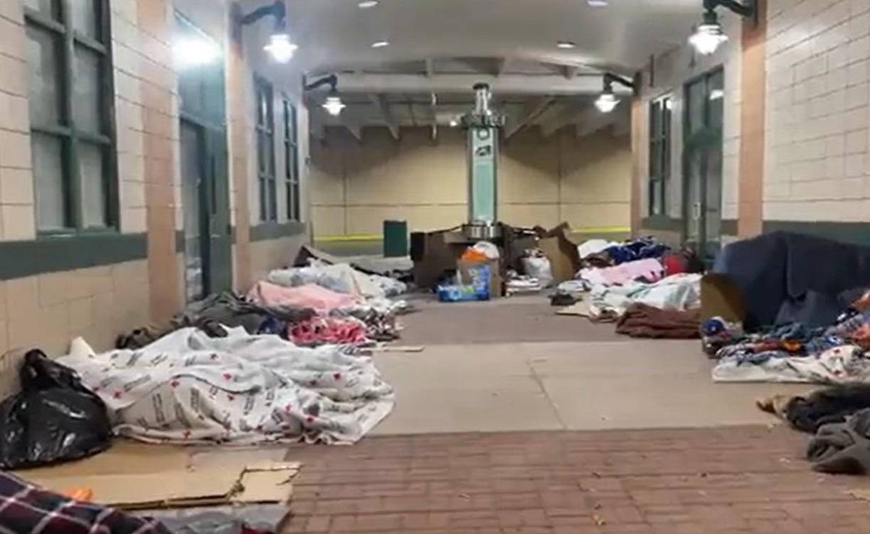 “Debemos encontrar la forma de detener esto, es necesario que se aplique una política”, añadió Olivarez en declaraciones al canal ABC.