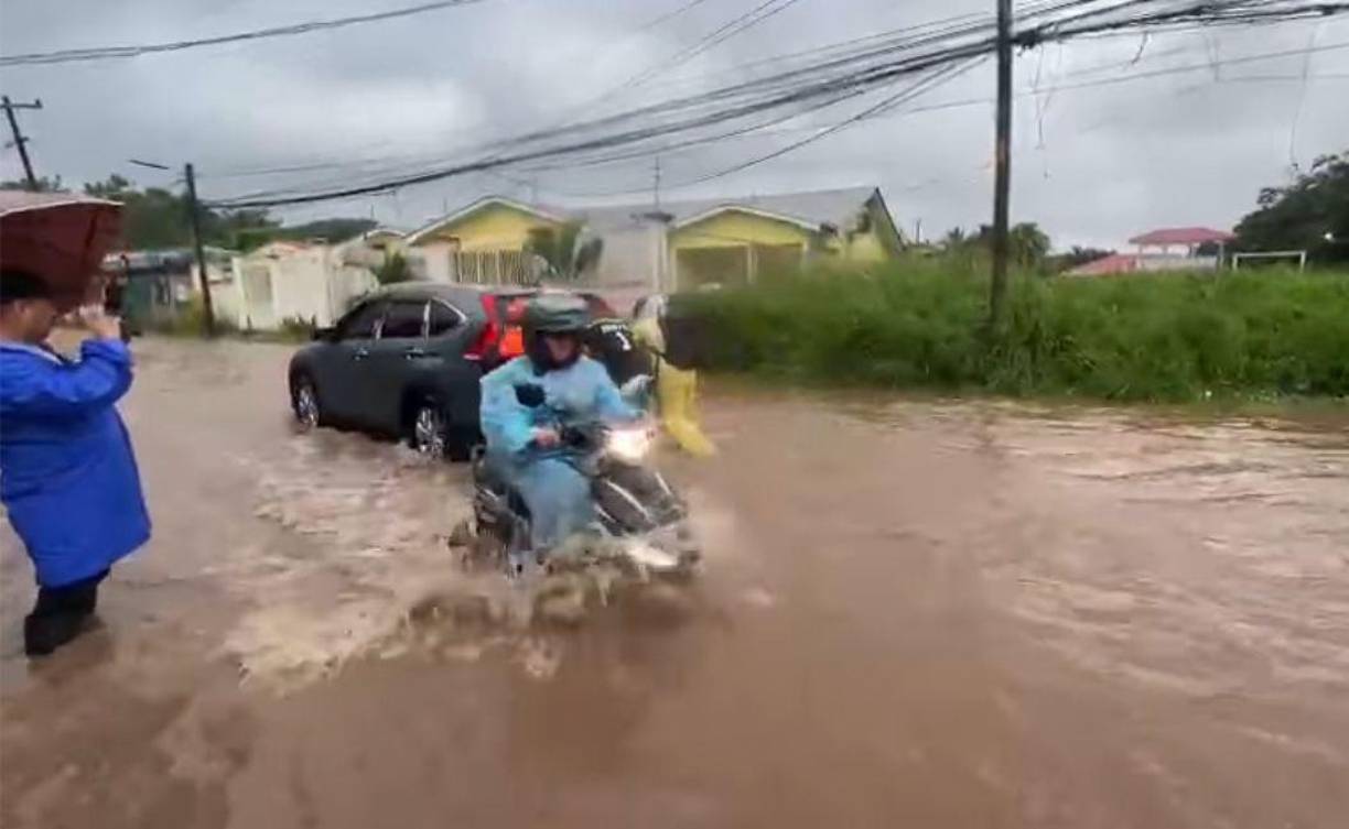 Santa Bárbara y Atlántida, también están bajo este mismo nivel de alertamiento, según Copeco. 