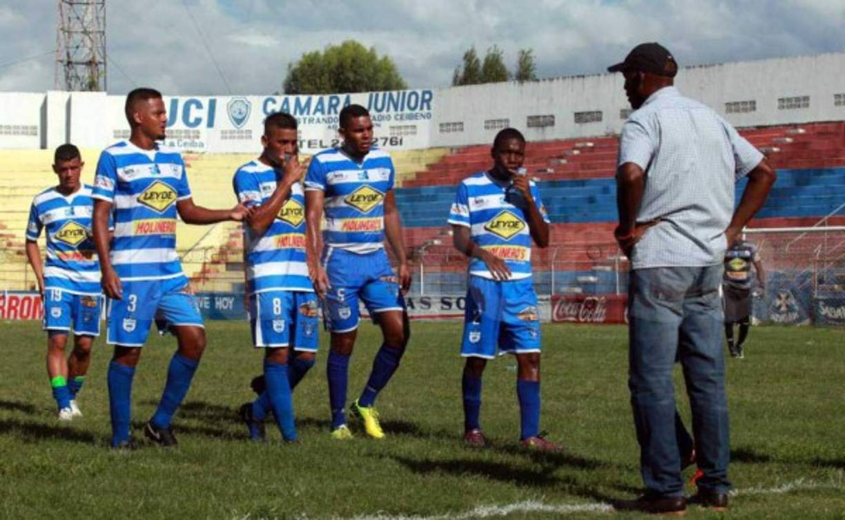 La directiva de Victoria estableció cobrar 70 lempiras varones y 30 damas para su partido de este fin de semana en donde estrenarán su sede.