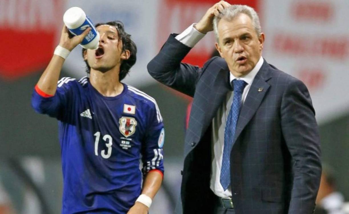 Del 2002 al 2006 dirigió al Osasuna de España y del 2006 al 2009 al Atlético de Madrid para después crear una carrera envidiable que lo llevó a las selecciones de Japón y Egipto y tener otros pasajes por la Liga MX y española.