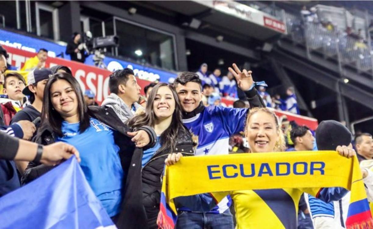 Honduras contó con el apoyo de los catrachos en el estadio del Red Bulls.