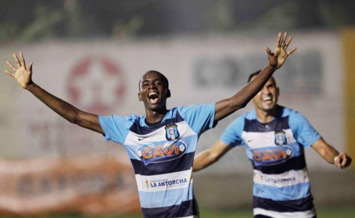 Bryan Johnson estaría regresando al Olimpia luego de que se le terminara el préstamo en el Honduras Progreso, con el que no se ha presentado a la pretemporada.