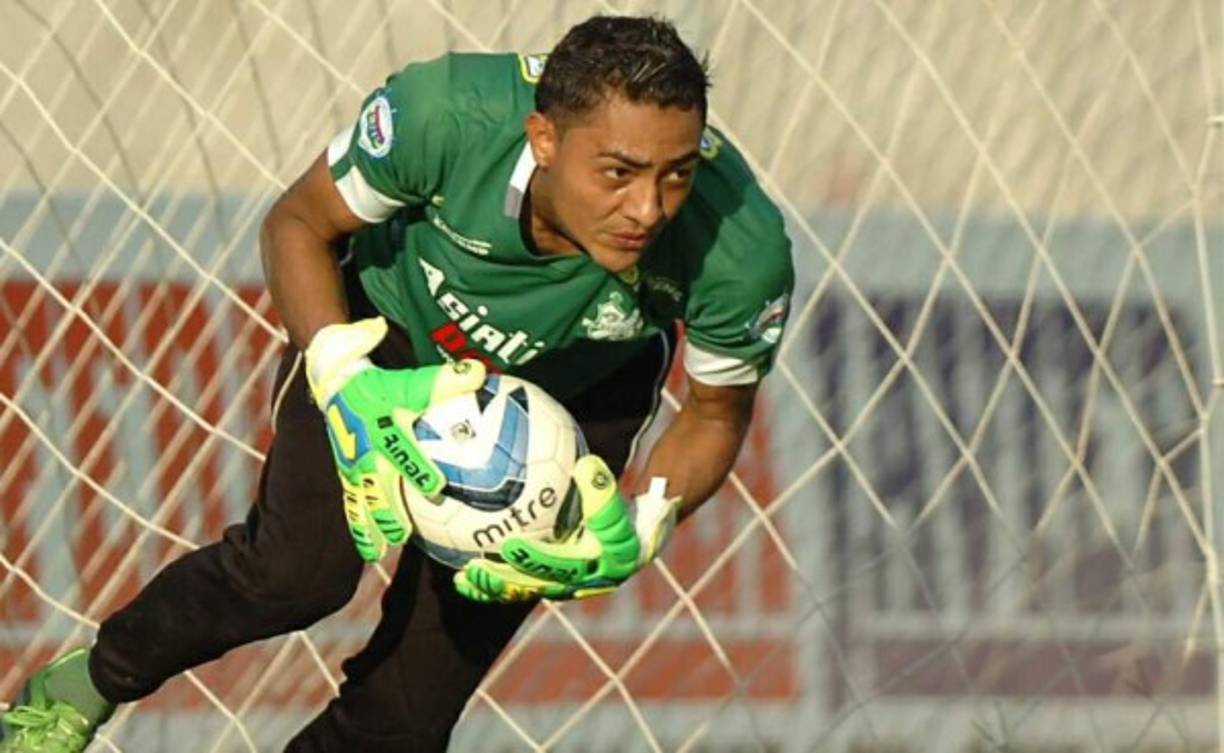 Mariano Pineda: La UPNFM, nuevo club ascendido, ha fichado al portero que llega del Platense.