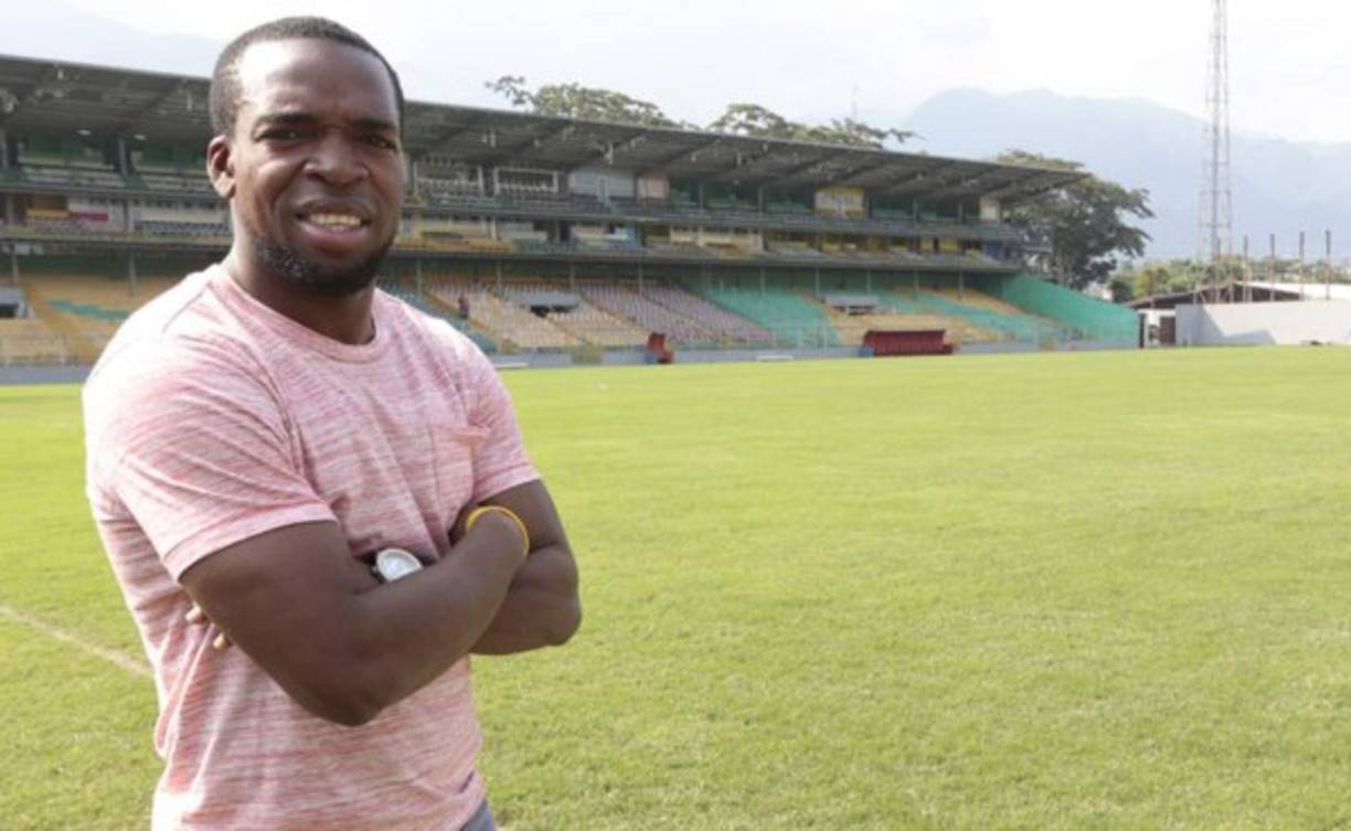 Su última polémica tuvo relación con su retiro. Su alejamiento de las canchas fue inesperado y mucho más las causas por las que tomó la decisión.