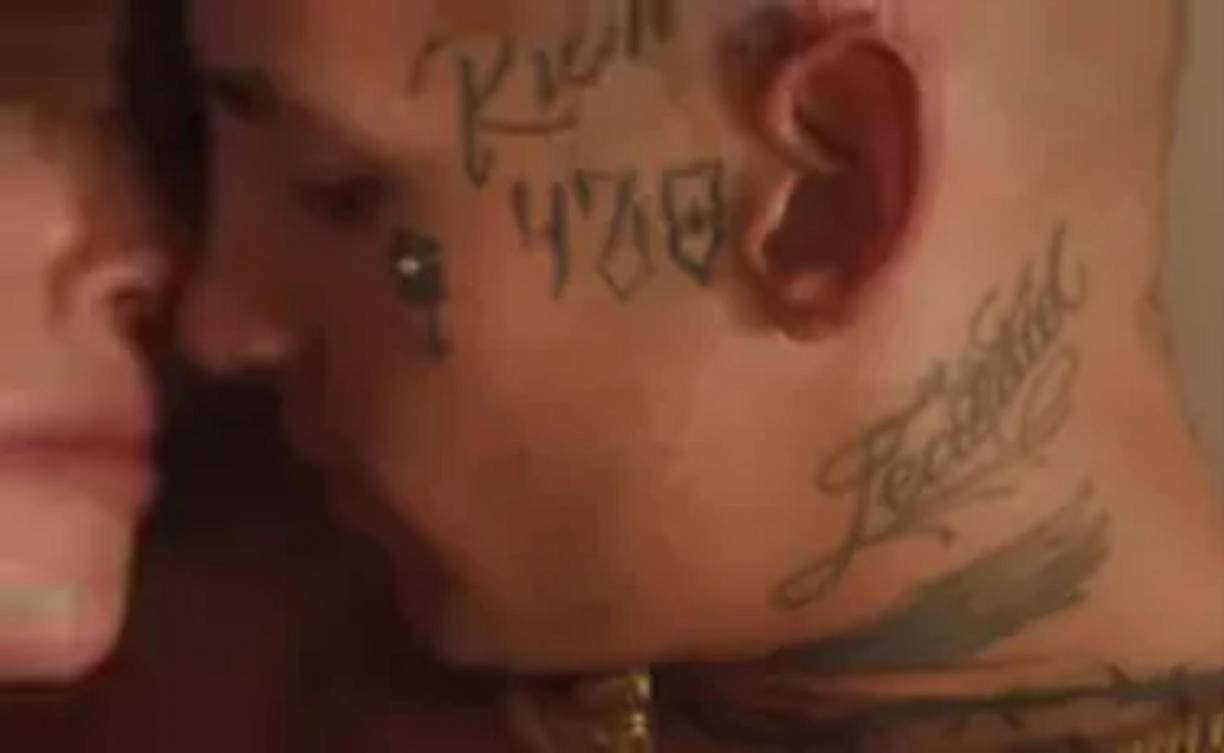 Wanda Nara aceptó ser la protagonista del último videoclip de L-Gante, pero lo que nadie se imaginaba es que aparecería desnuda con él en la cama. Así quedó expuesto en un adelanto que compartió el joven, donde se comprobó que tienen muy buena química.