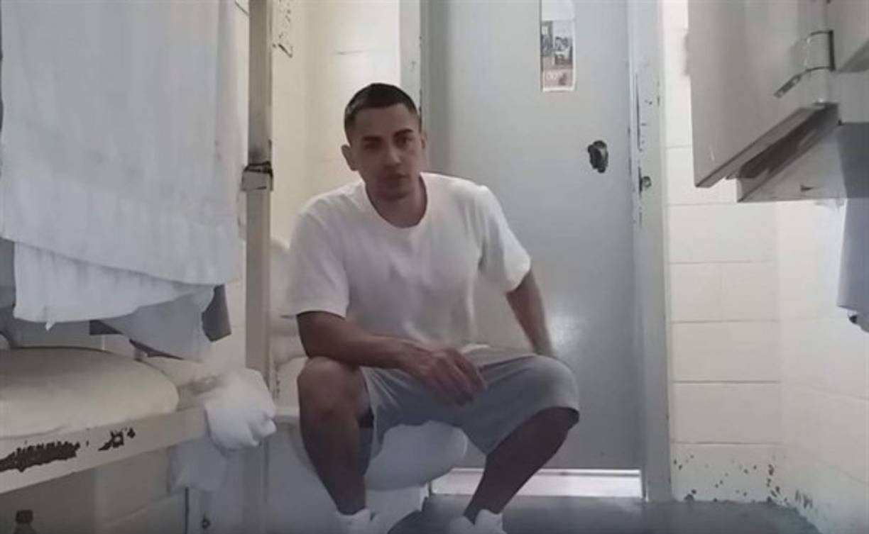 El famoso hondureño ha colocado su nombre en los medios de comunicación digital más influyentes del mundo, él asegura que es un hombre nuevo, y sus mensajes publicados son positivos y de lo que no debe hacer la juventud.