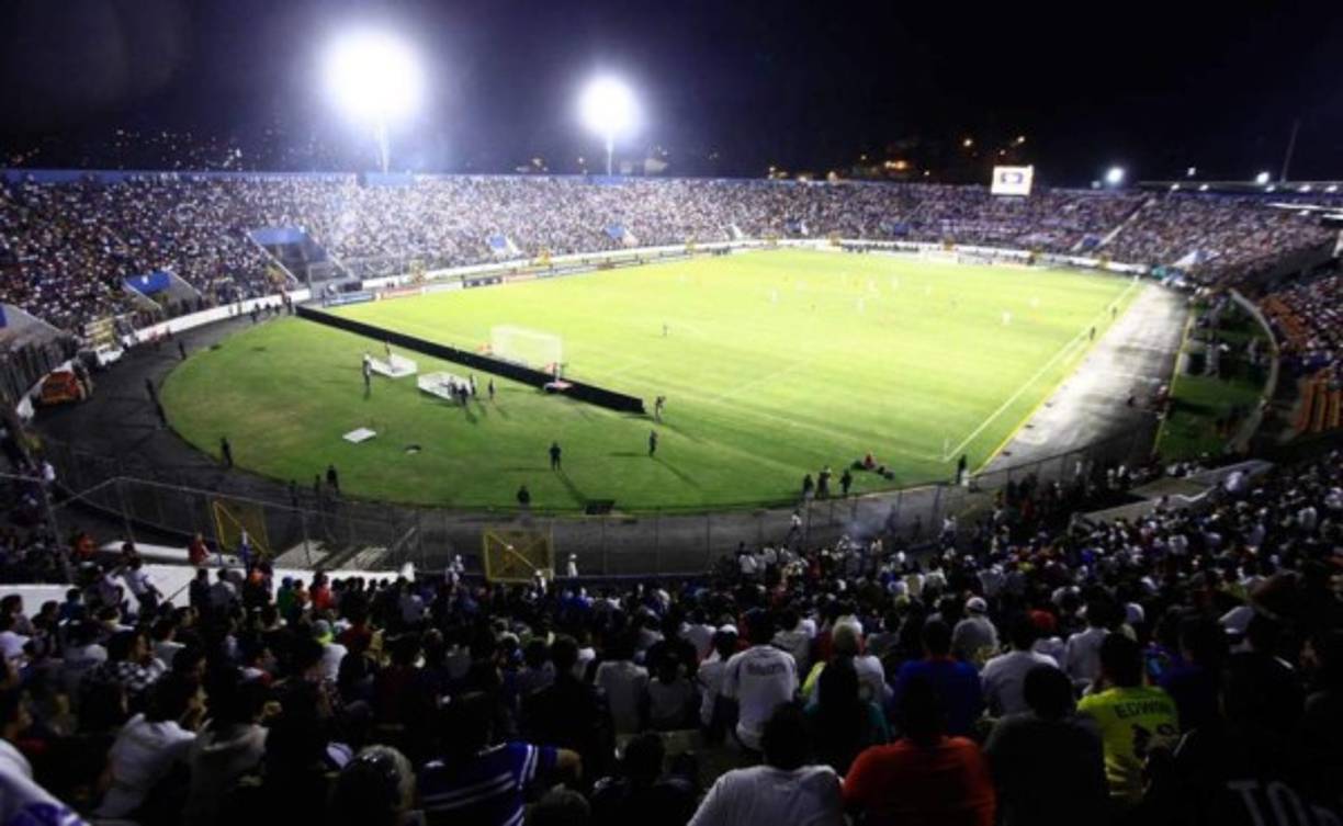 El Nacional de Tegucigalpa en Honduras estaría siendo uno de los mejores escenarios deportivos de Centroamérica.