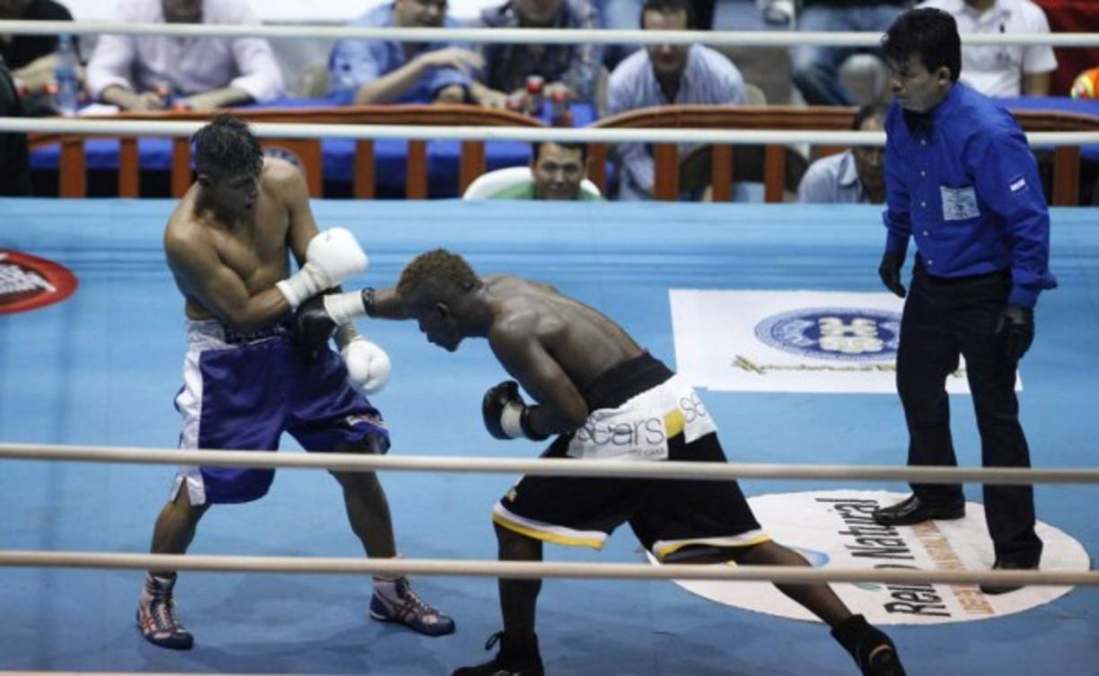 El sexto round fue muy decisivo para Josec que le dio una gran golpiza a Téllez .