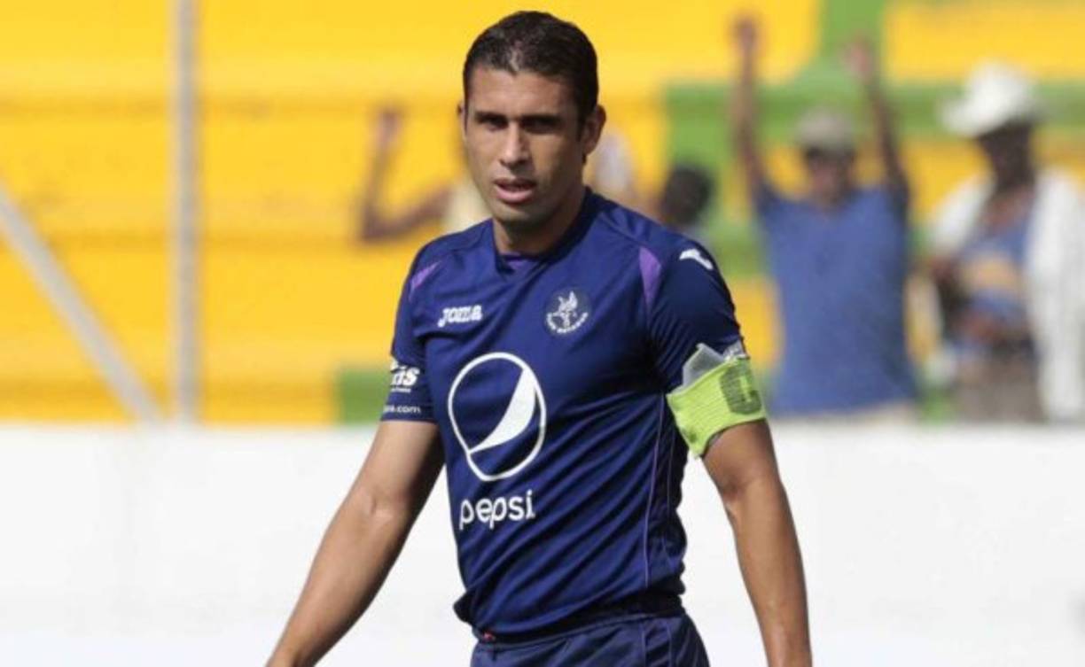 A Júnior Izaguirre se acabó el contrato con el Motagua. Según se conoció, el nuevo campeón de Honduras no le renovaría, pero sí lo incluirá en su staff de trabajo con las reservas.