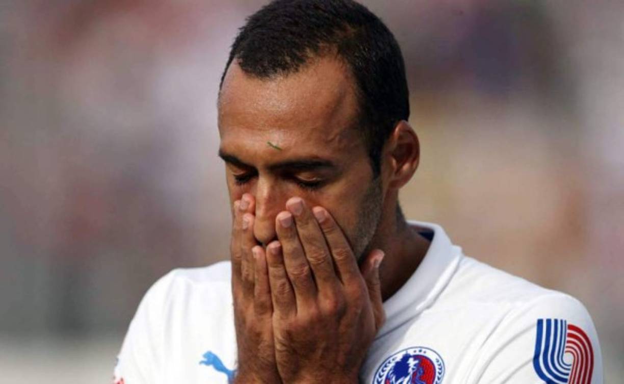 El defensor brasileño Fabio de Souza podría dejar al Olimpia tras ganar varios títulos con el club olimpista.