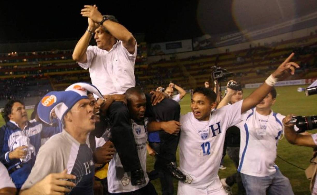 <b>E</b>studió la licenciatura en Educación Física y Salud en la Universidad del Valle; además realizó un postgrado en la Universidad de Colonia, en Alemania.