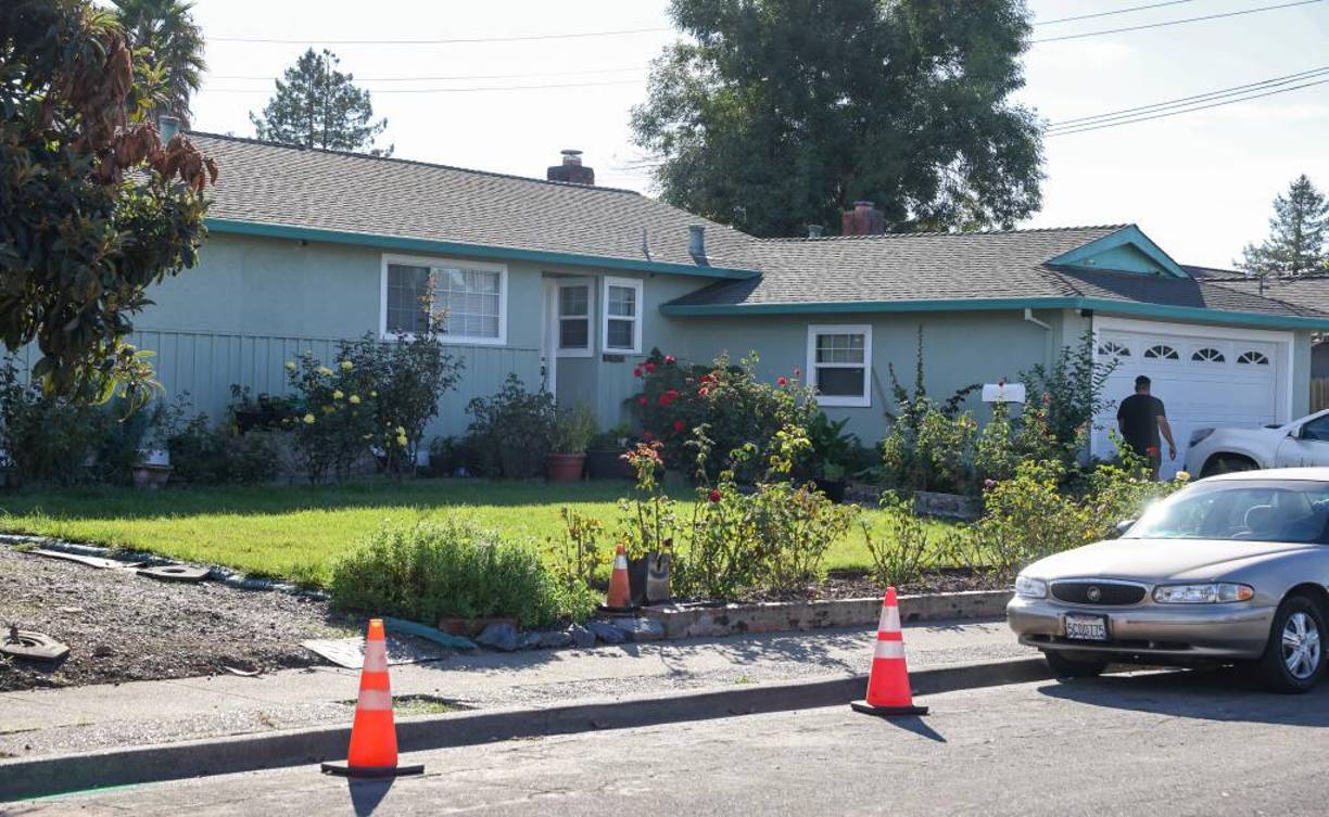 En la página web GoFundMe, Maribel Maldonado, nieta de la víctima, denunció que su “abuela fue brutalmente asesinada por su nieto el 2 de noviembre en Santa Rosa, California. Era una persona cariñosa y adoraba muchísimo a todos sus nietos”. C