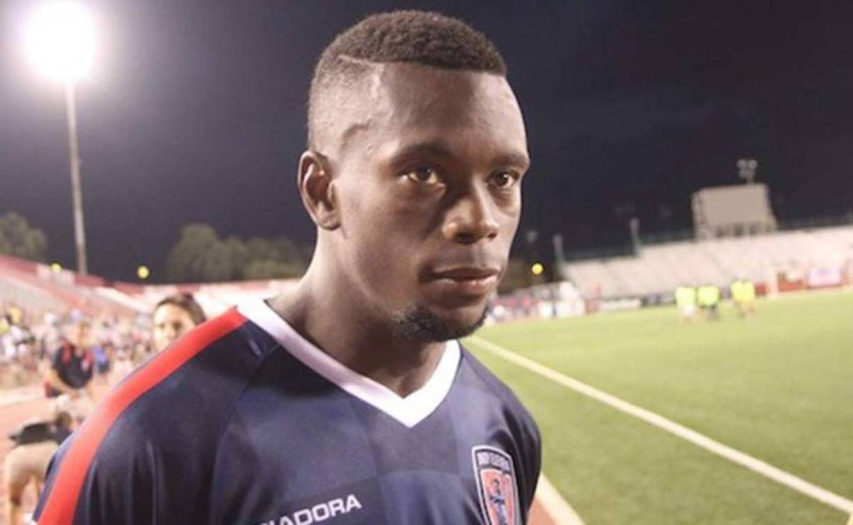 El defensa hondureño Erick Norales estaría regresando al Marathón para el próximo Torneo Clausura, una petición especial del entrenador uruguayo Manuel Keosseián.