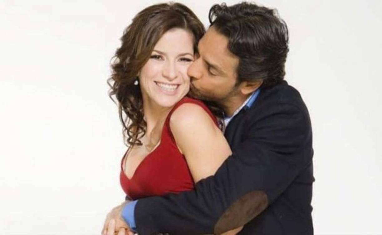 Alessandra Rosaldo, cantante y actriz mexicana, ha causado revuelo luego de dar a conocer que pensó seriamente en separarse del famoso actor mexicano Eugenio Derbez.