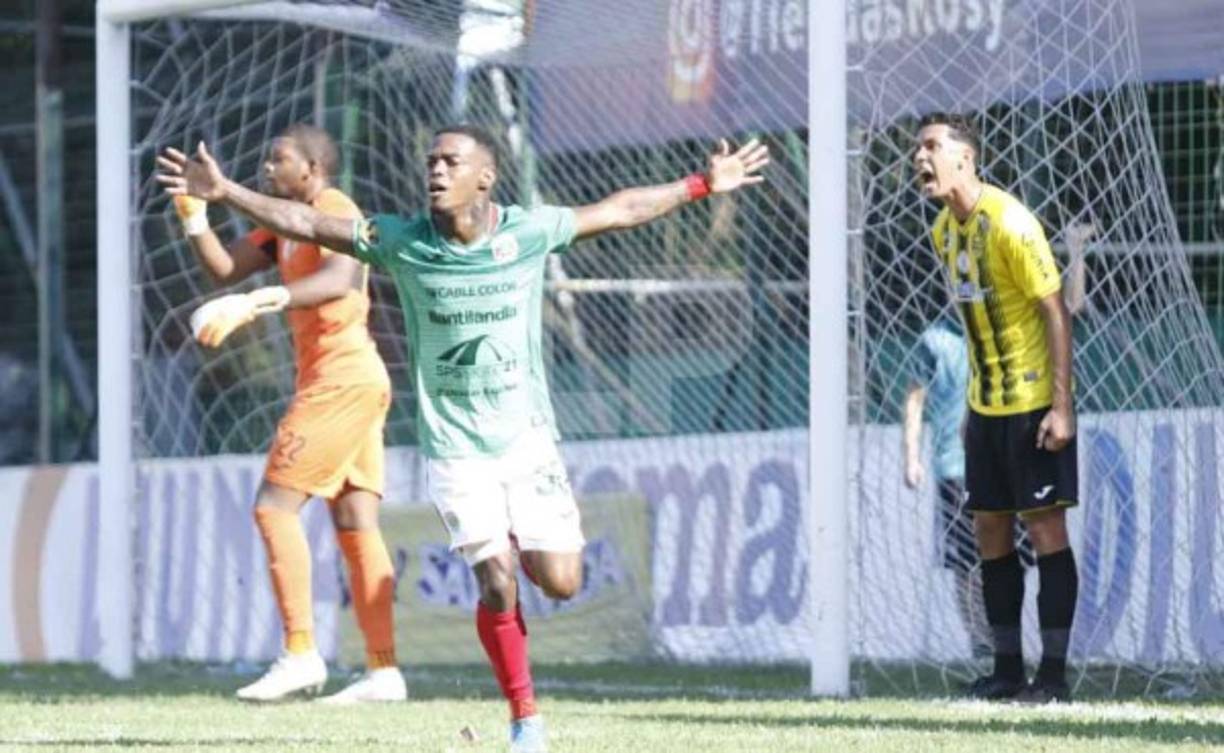 Al minuto 20, el Monstruo comenzó a gestar desde su defensa una jugada que terminó el gol. Kervin Arriaga y Esteban Espíndola participaron antes que el balón llegara a piernas del juvenil Walter Ramírez en la banda izquierda de los verdolagas, este levantó la mirada y en el segundo palo encontró cerrando solo a Edwin Solani, que de cabeza colocó el 1-0.