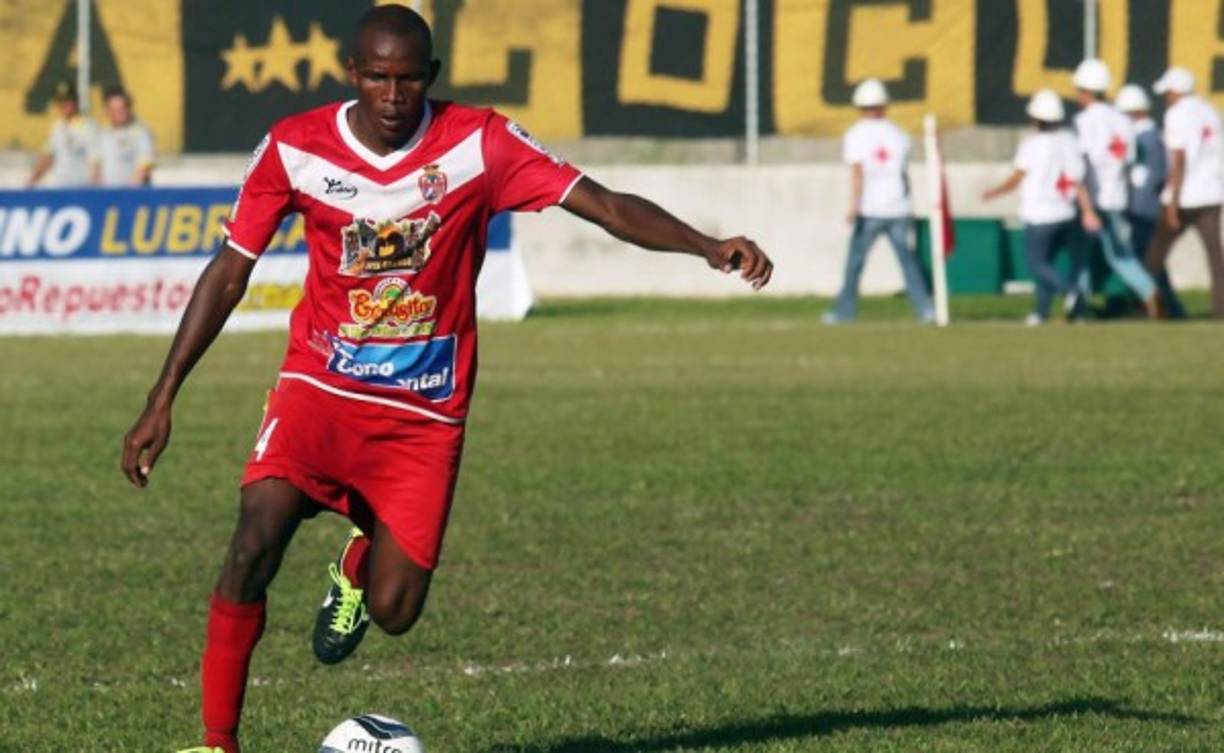 Dilmer Gutiérrez regresa a la Real Sociedad luego de haberse desligado del Honduras Progreso.