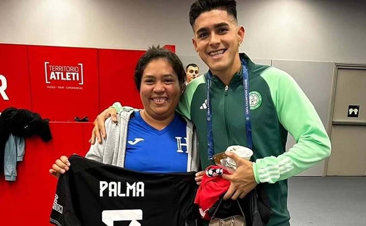 Una hondureña sorprendió luego de quedarse con la camiseta de Luis Palma tras el duelo Atlético de Madrid vs Celtic por la Champions League. ¿Quién es ella? Su historia es increíble.