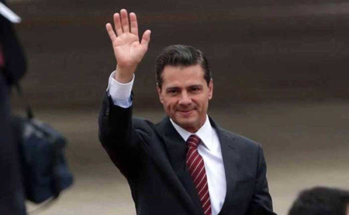 6. Enrique Peña Nieto, expresidente de México (2012-2018): La Fiscalía General de México lo acusó de formar una red criminal entre 2013 y 2014 para canalizar alrededor de 5 millones de dólares en sobornos con fondos de Odebrecht. 