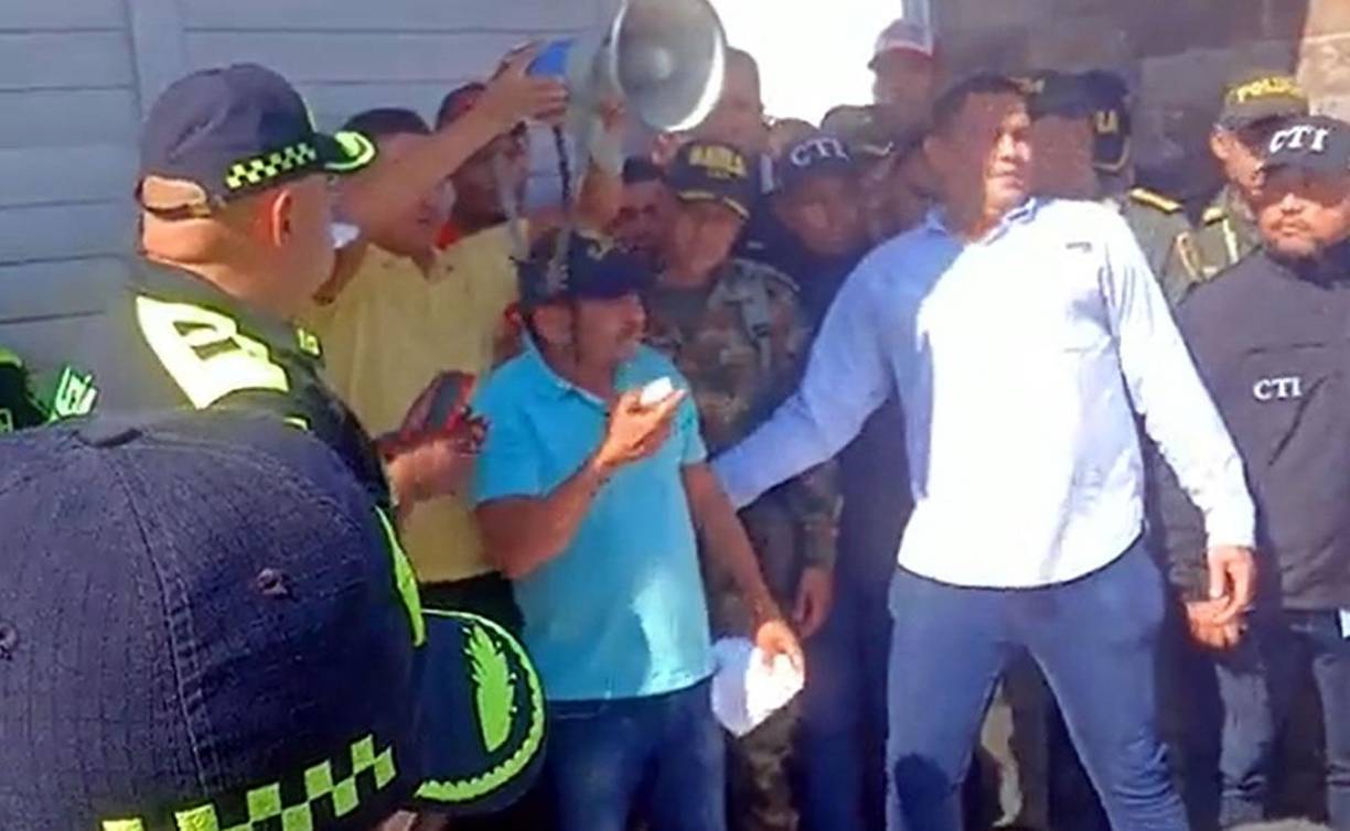 “Primero que todo, gracias a Dios por esta segunda oportunidad de poder estar en mi casa y agradecerle a todo el pueblo barranquero, a La Guajira y a Colombia por este gran apoyo que le han brindado a mi familia”, declaró. 