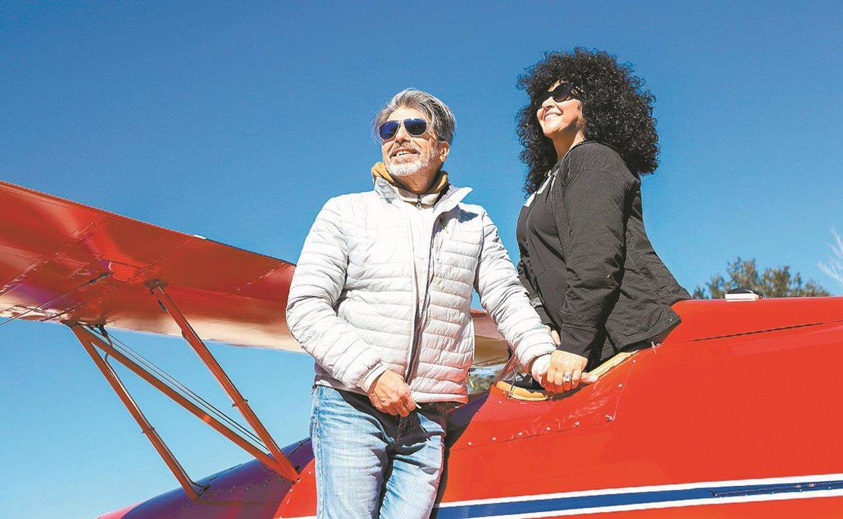 “Estamos como si hubiéramos pasado una guerra, como si yo hubiera estado en un continente y ella en otro. No es fácil, por un lado es refrescante pero ha sido muy largo”, dijo él en entrevista.