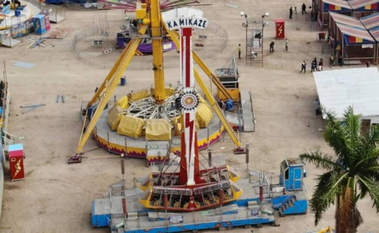 Por último, pero no menos temible, el Kamikaze o martillo. La adrenalina está a tope cuando te subes en este juego. Según sea el nivel de diversión, este vehículo puede giran en 360 grados en un tiempo de ocho o diez minutos apróximadamente.