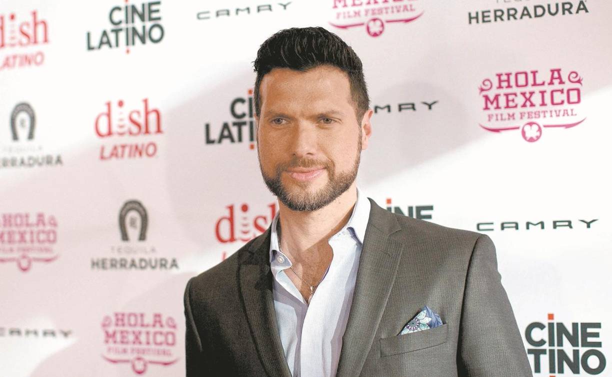 El actor Mauricio Martínez aseguró estar impresionado por lo que relató la ex Timbiriche y fijó su posición al respecto.”Fuertísimo el hilo de Sasha. Era un secreto a voces. Yo soy de otra generación y cuando conocí a Luis en Operación Triunfo 2002, él ya no tenía el poder que tuvo en los 80’s o 90’s. De terror imaginar el mundo que habría encontrado en Televisa de haber llegado 10 o 15 años antes”, comentó.