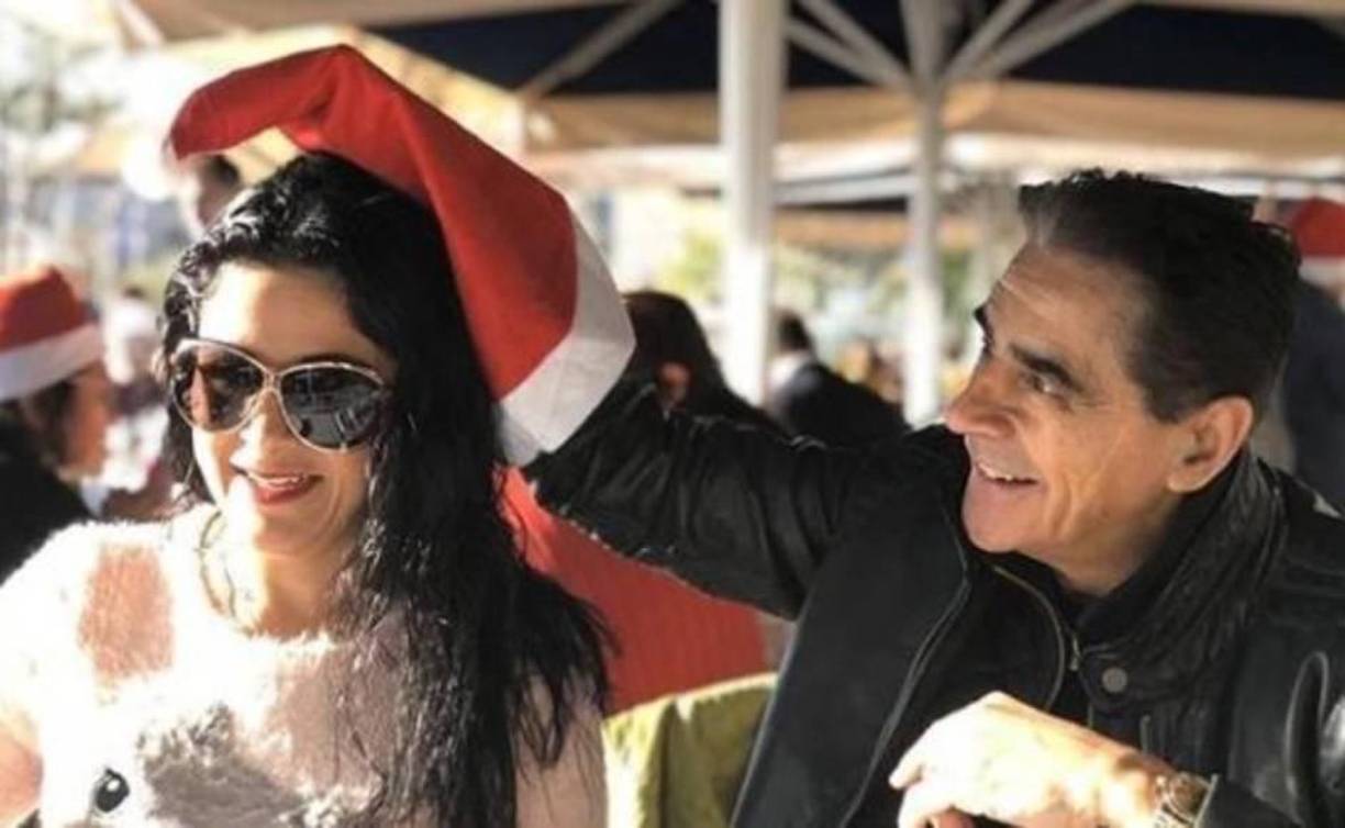 En el pasado, Trelles se vio obligado a defender a su esposa de las acusaciones de infidelidad tras la publicación de una foto donde Cid aparecía en una sesión de fotos con otro hombre.