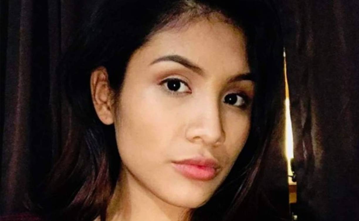 Según revelaron las autoridades estadounidenses, la joven Ochoa López fue engañada por internet para intercambiar un coche por otro más grande. Cuando llegó a la casa de Clarissa Figueroa y su hija Desiré la invitaron a entrar a su casa.