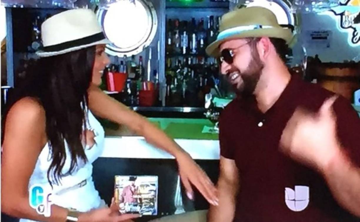 Nathalia Casco enseñó sin querer su pezón durante 10 segundos en un video que grabó para el show de espectáculos 'El Gordo y La Flaca' de Univisión.