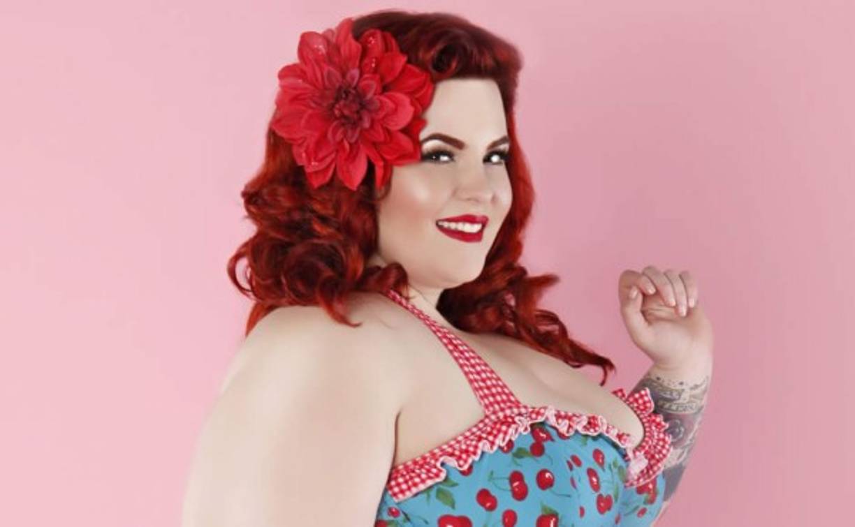 “Siento como si fuera pionera”, dijo la modelo a New York Daily News sobre su contrato. “Esto es un hito”.