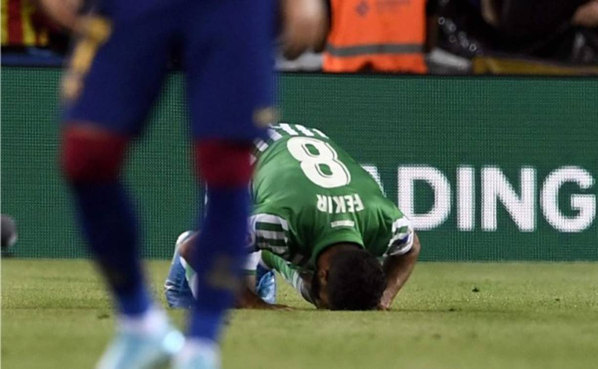 Nabil Fekir, francés de origen argelino, después celebró de esta manera su gol.