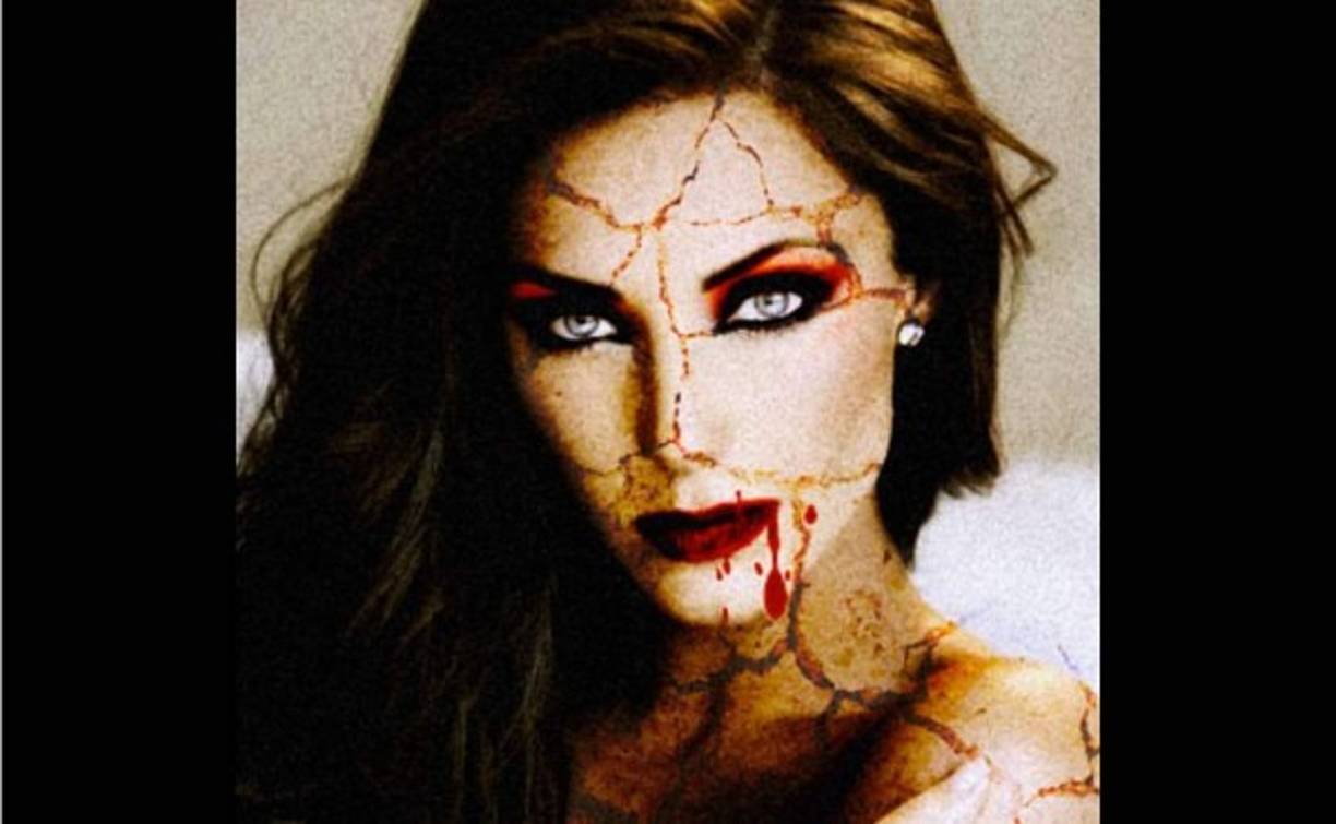 Anahí compartió esta espeluznante foto.