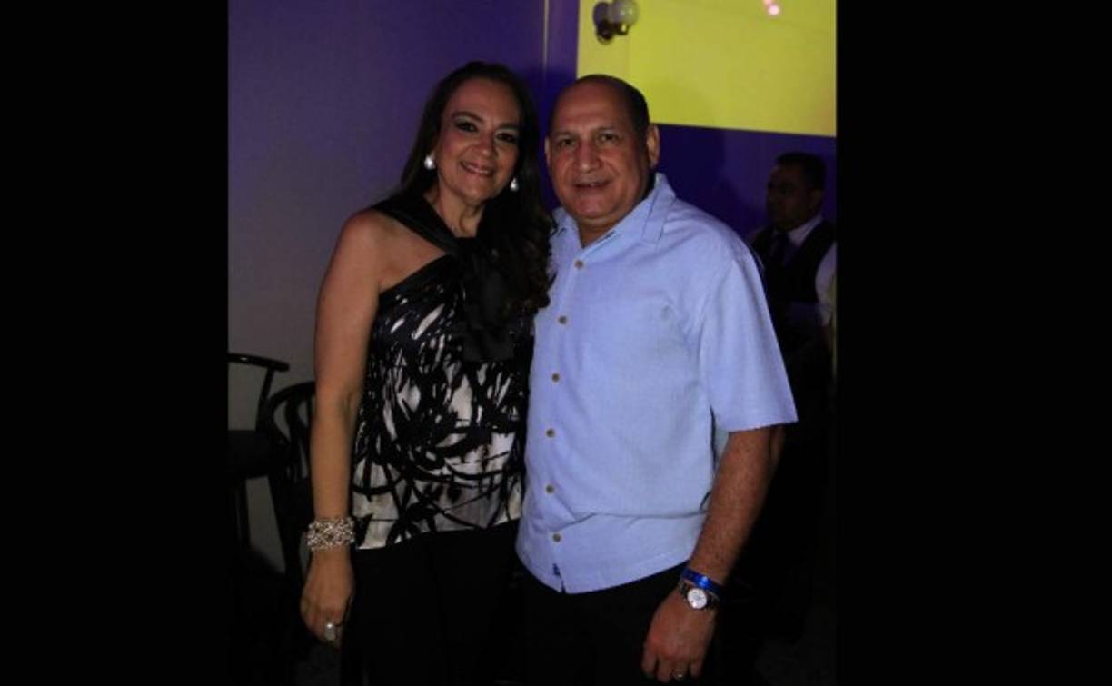 María Elena y Armando López.