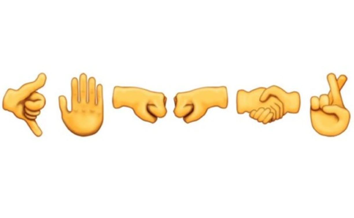 Ya no solo estará el puño, las manos arriba o el hi5, también se unen el saludo de Ronaldinho, una mano abierta, dos puños saludando, un trato hecho y dos dedos cruzados.