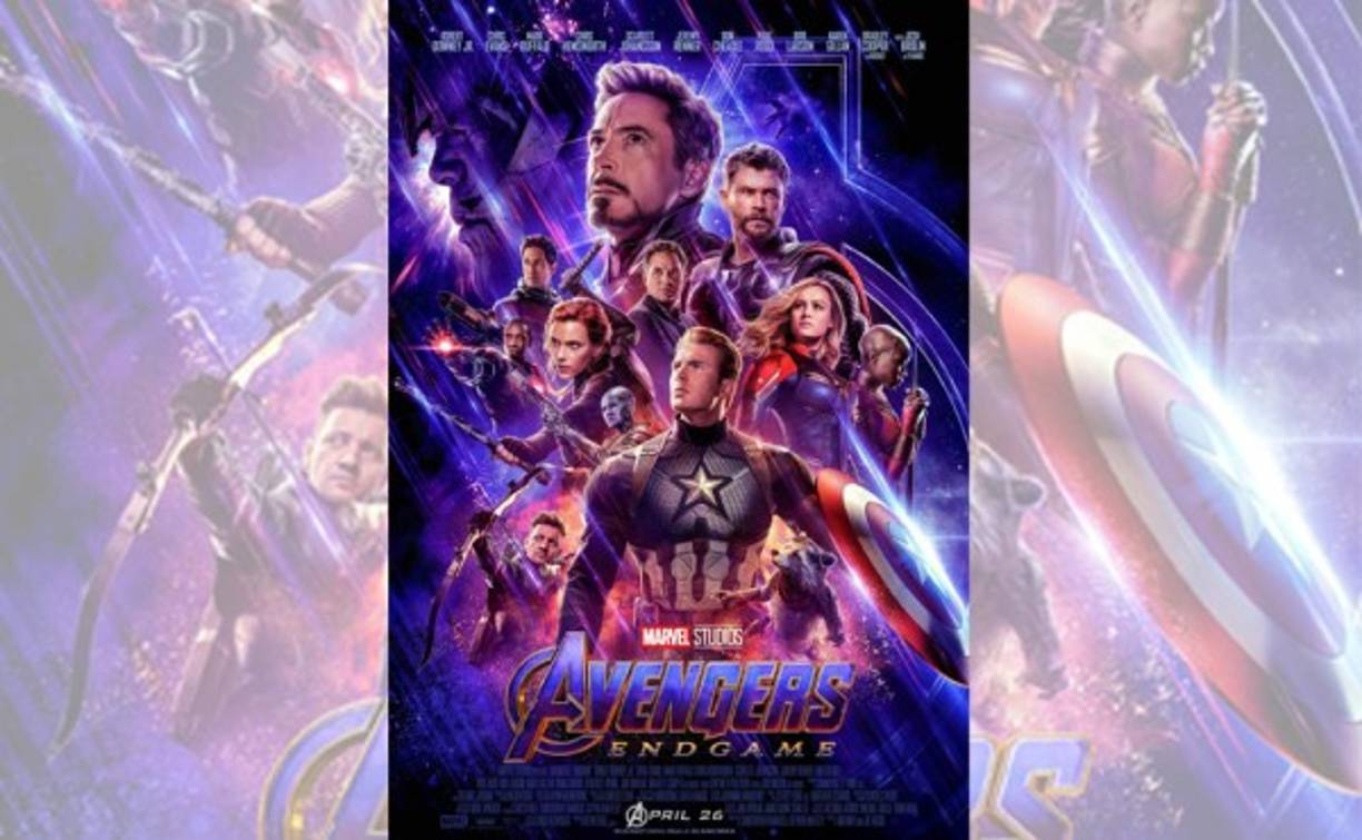 Este es el póster oficial de la cuarta entrega de The Avengers. Fue publicado en su cuenta oficial con la leyenda en inglés 'Here's your first look at the new poster for Marvel Studios'. (Aquí está tu primer vistazo al nuevo póster de Marvel Studios). En Honduras, se estrena en mayo esta película, pero en otras partes del mundo será a finales de abril.