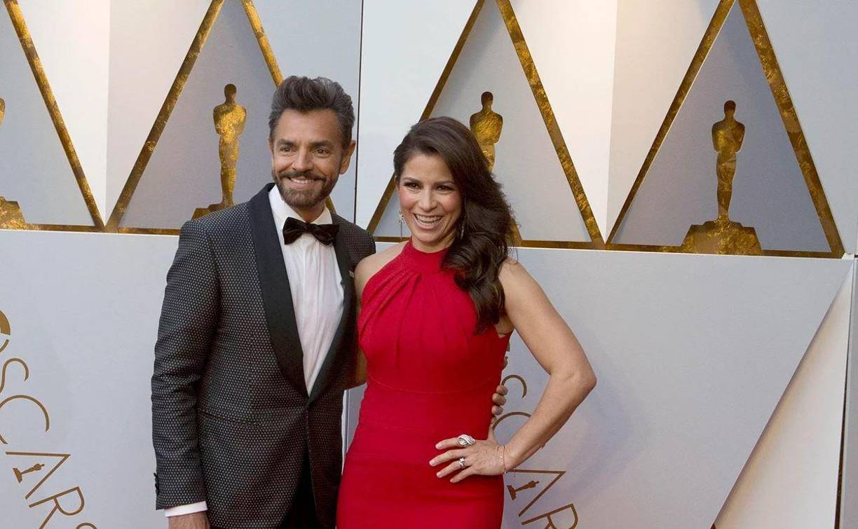 Le espera una recuperación larga. Alessandra Rosaldo había indicado previamente que tras la intervención, el proceso de recuperación de Eugenio Derbez será largo y difícil, ya que deberá permanecer varias semanas en reposo y después someterse a terapias de rehabilitación.