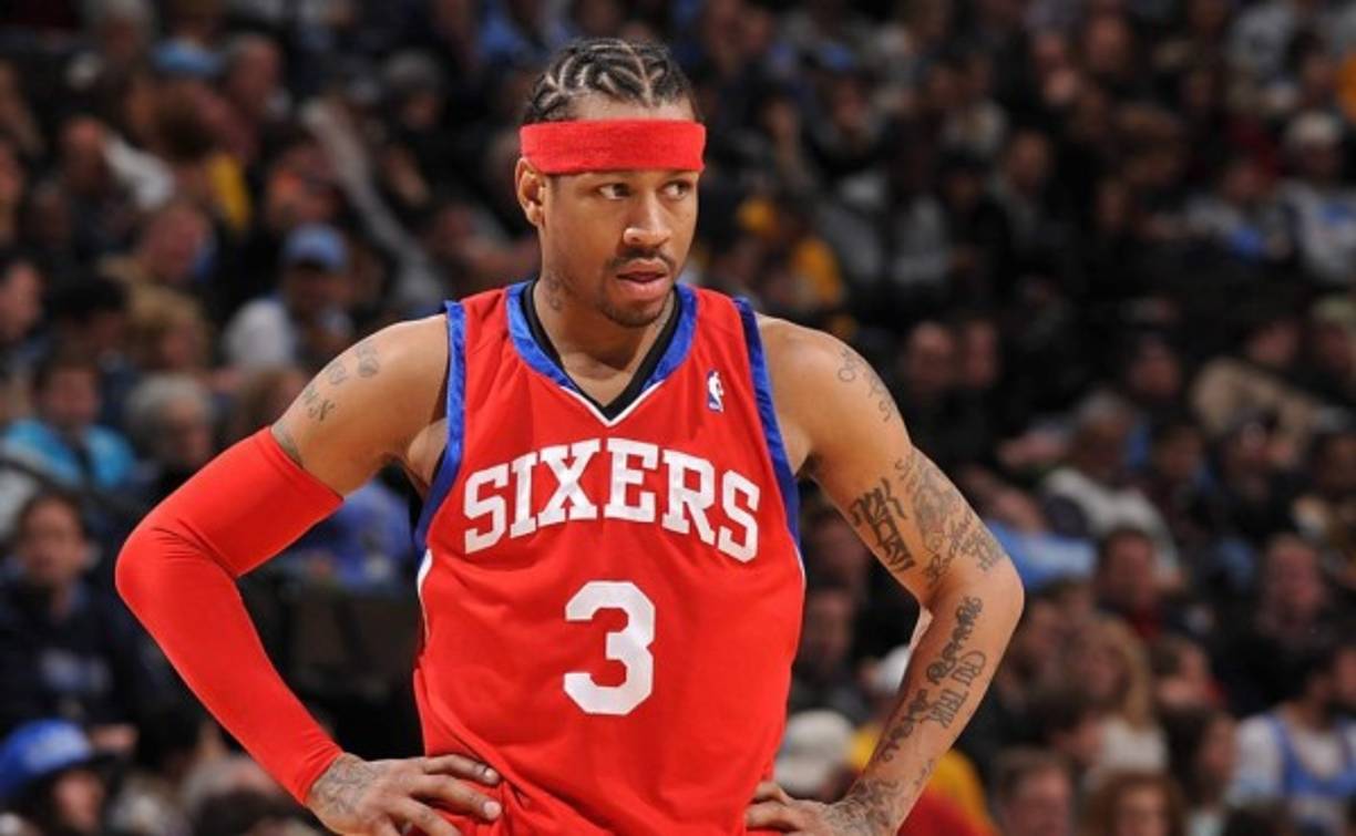 ALLEN IVERSON. Estuvo a punto de no jugar en la NBA por una pelea en el estado de Virginia, por la que fue condenado a 5 años de prisión.