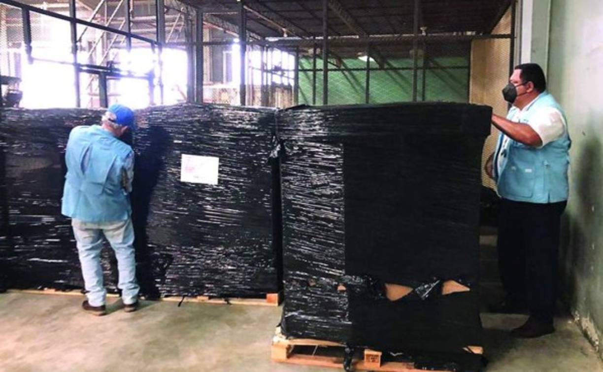 Muchos hondureños reclamaron inconsistencias en los datos tras consultar el sistema preliminarmente sobre la nueva identidad.