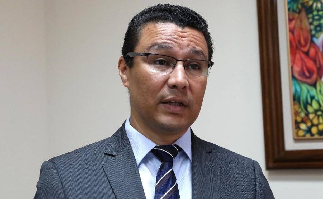 “Existen dos tratados, al menos, de manos a boca, dos tratados internacionales, en los que Honduras y que también es parte Nicaragua”, explicó el profesional del derecho. 