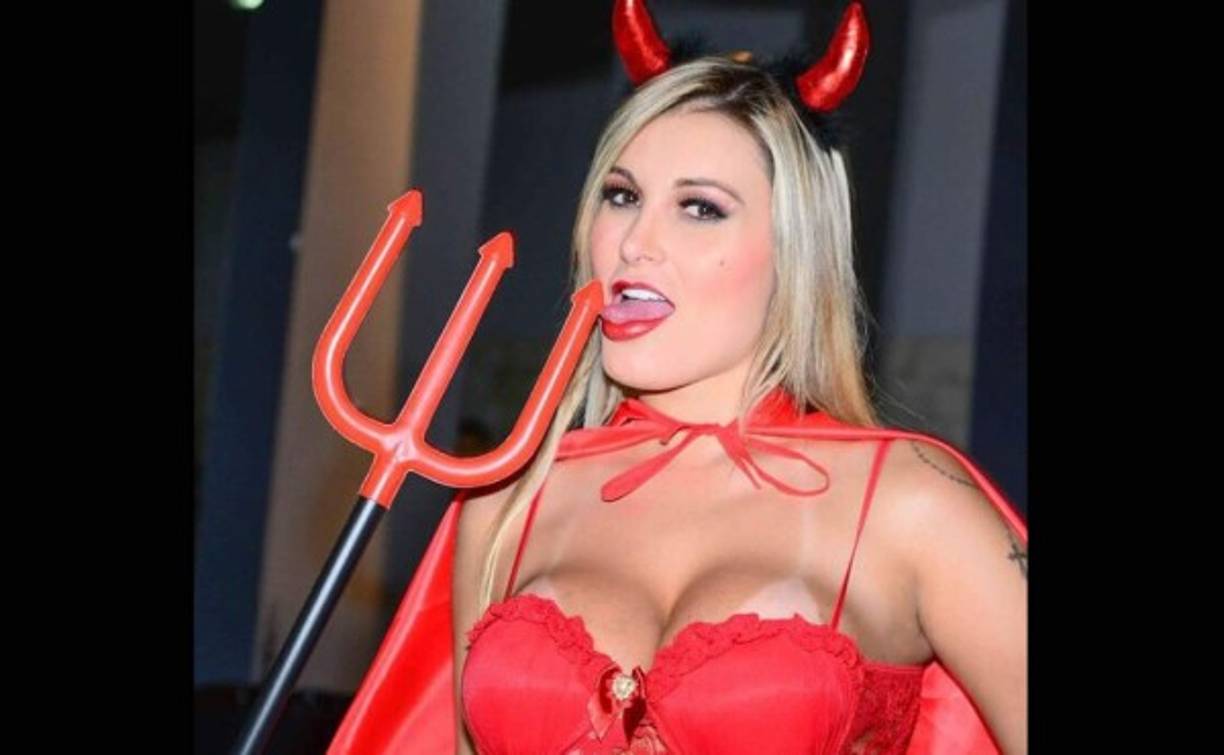 Aunque parezca increíble Andressa ya camina por las playas de Brasil.