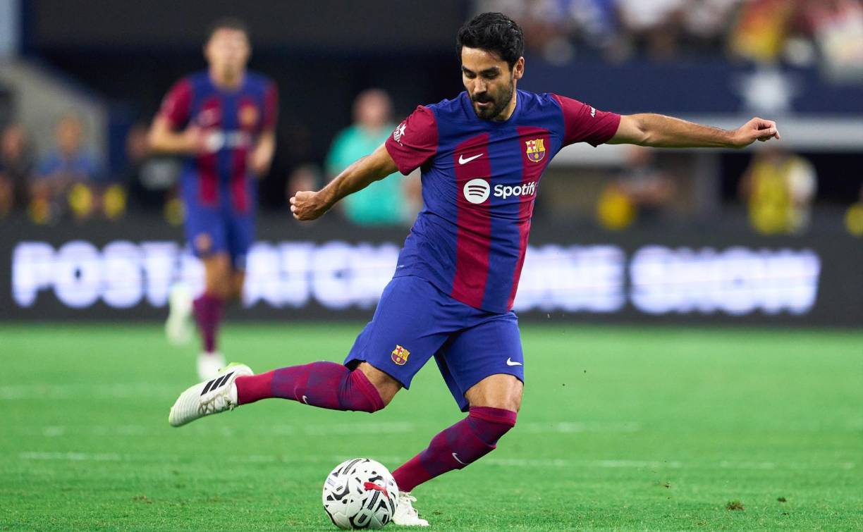 İlkay Gündoğan también se marchó lesionado en el clásico.