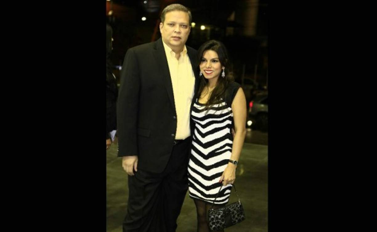 Richard y Marisela Larios.