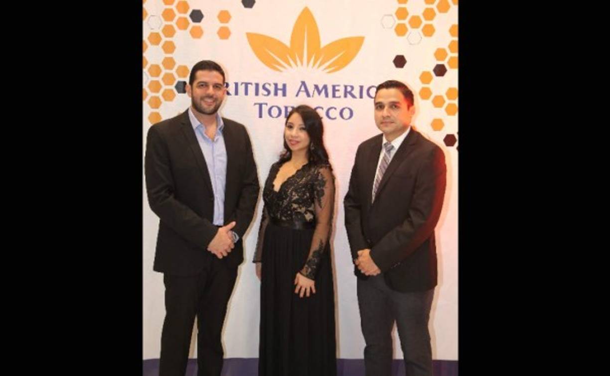 Rolando Castillo, Florencia Handal y Raúl Hernández.