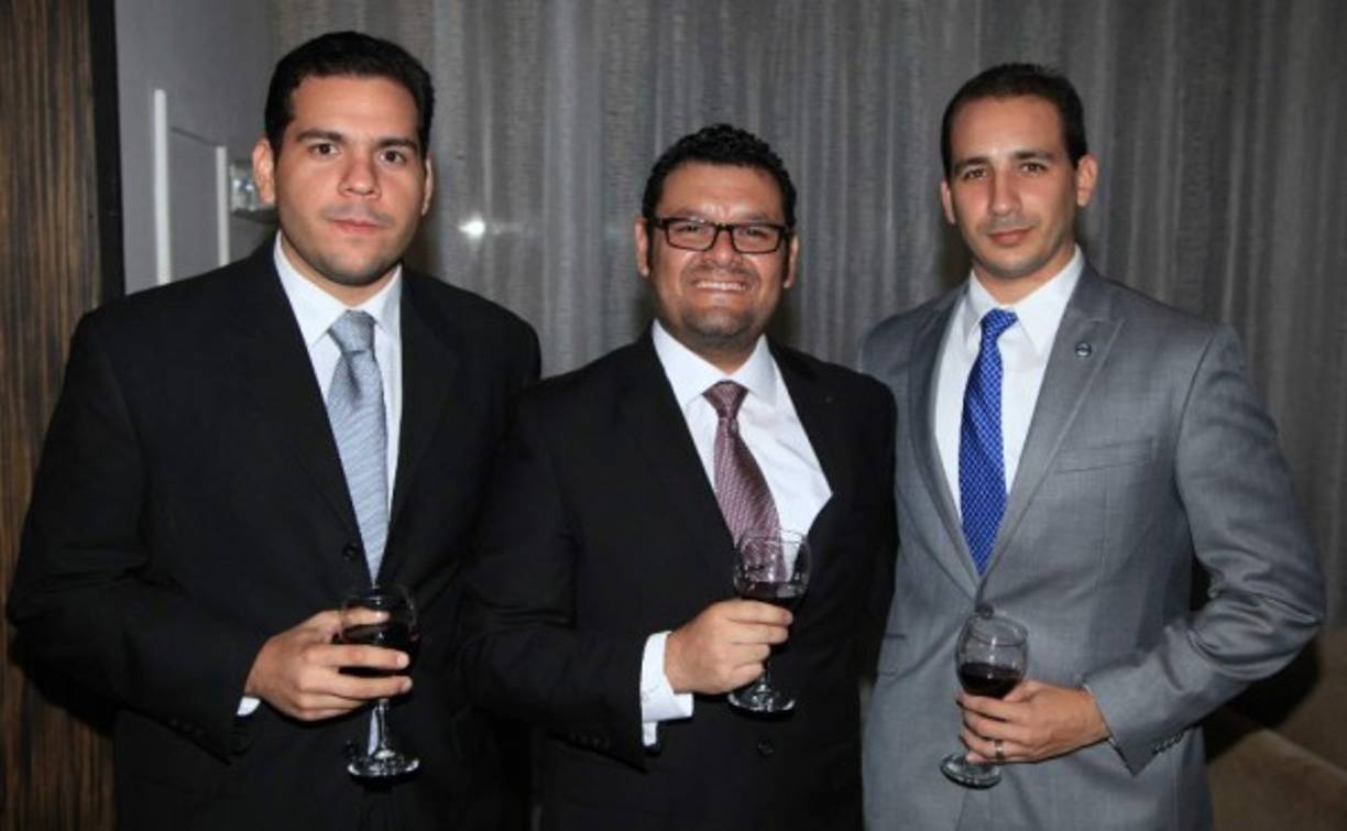 Fernando Turcios, Fabrizio Venero y Alberto Calderón.