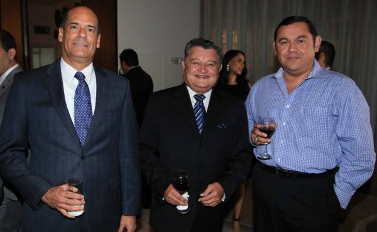 Roberto Álvarez, Miguel Sierra y Marco Tulio Ruiz.