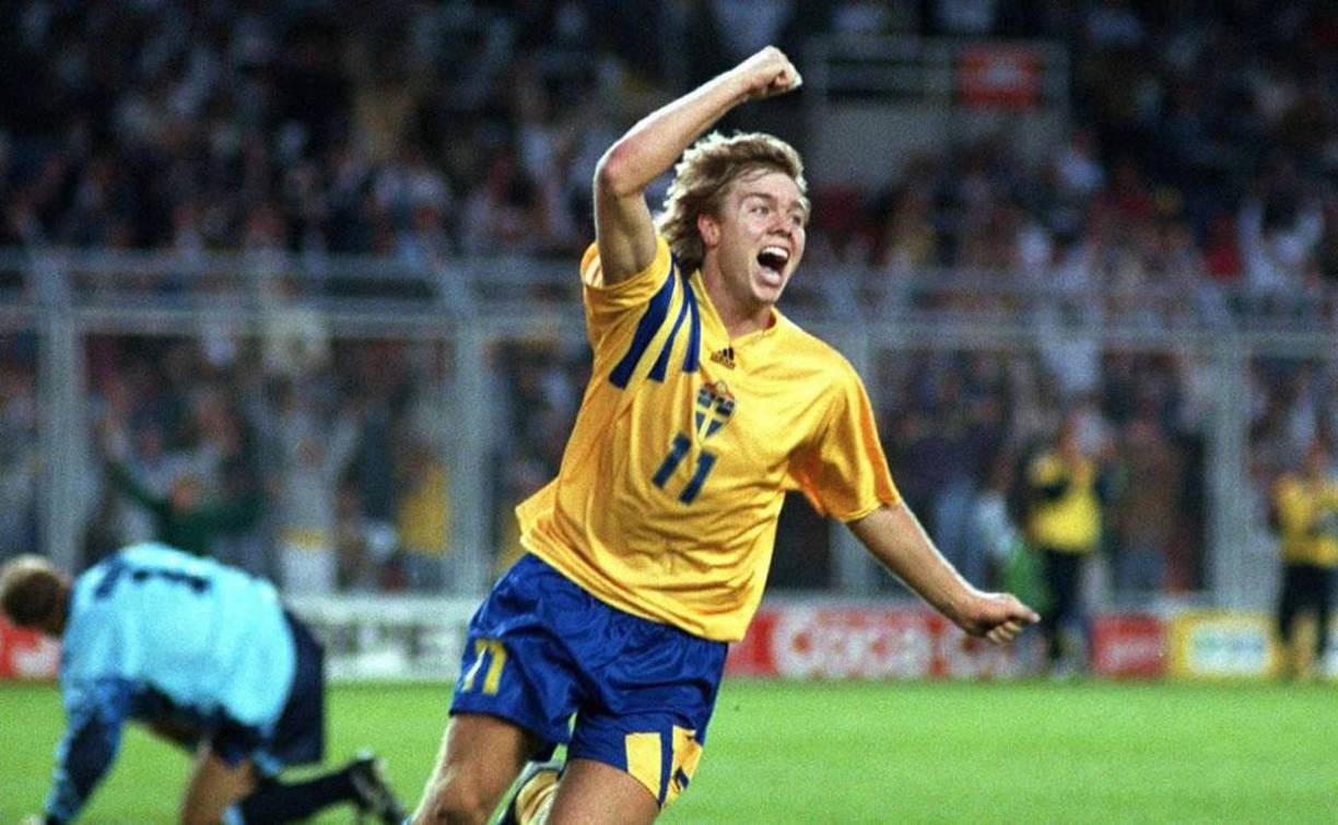 Su gol más famoso fue en su el Mundial de Estados Unidos, en cuartos de final ante Rumanía, gracias a una jugada de estrategia que protagonizó junto al ex valencianista Schwarz.