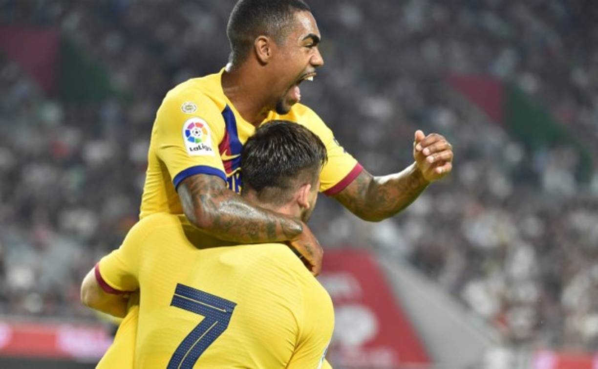 Malcom trabajó junto a Pérez uno de los goles que anotó el Barcelona y lo celebraron juntos.