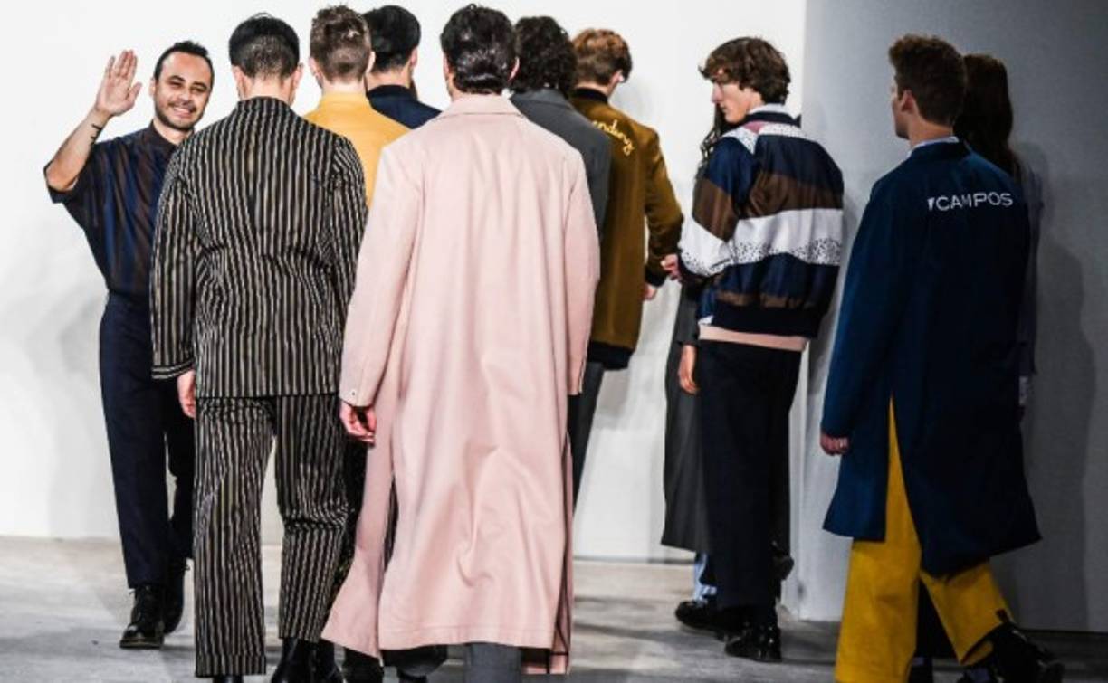 El hondureño Carlos Campos presenta su colección Otoño Invierto 2017 en Nueva York.